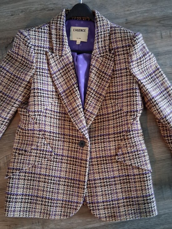 L'AGENCE Jackets & Blazers - L'Agence Tweed Herringbone Blazer Size 6 Fits S/M Excellent Condition